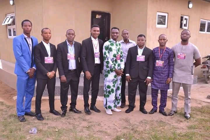 Service with holiness